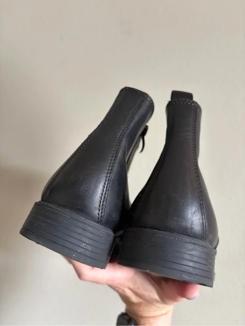 Clarks Men’s‎ black waterproof leather boots size 7.5M